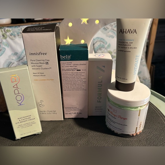 Highend Makeup & Skincare Bundle - Picture 5 of 6